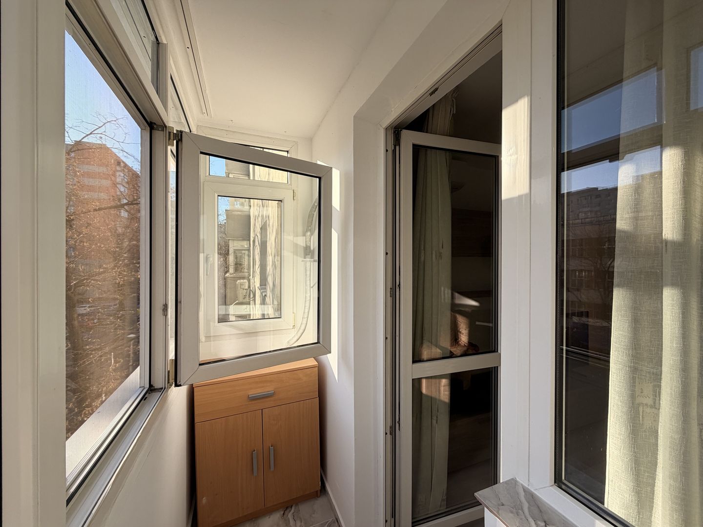 Apartament 2 camere renovat 2025, bloc 1976 – Sălăjan - Poză 12