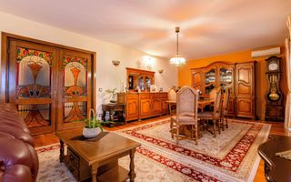 Vilă S+P+M, 2 fronturi stradale, ideală locuit/birouri/clinică, grădiniță, etc - Poză 7