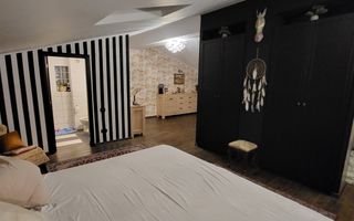 Casa cu teren 329 mp - Poză 11