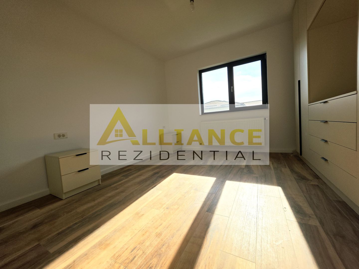 Vila 4 Camere | Mobilată si utilata | Curte amenajata - Poză 16