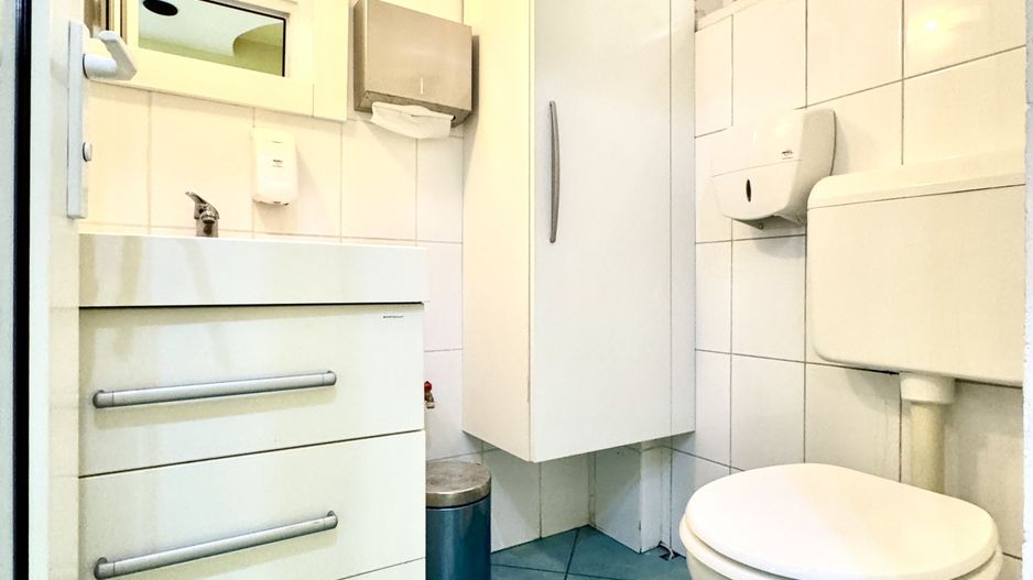 Cabinet stomatologic cu tradiție 20+ ani - dotat si funcțional - Poză 22