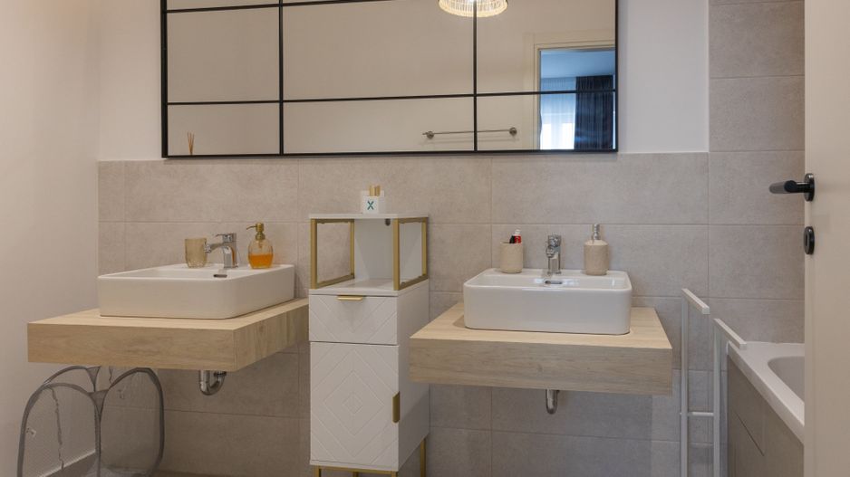 De Inchiriat Apartament 3 Camere de Lux, pe 2 Nivele, Sebastian sect.5 - Poză 28