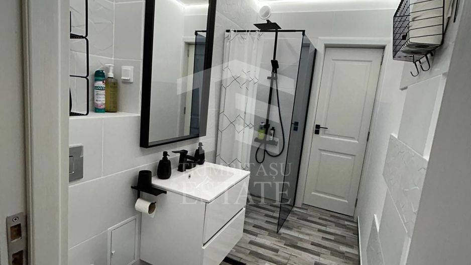Titan 2 camere Lux | 6 m metrou | Prima inchiriere - Poză 14