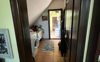 Casă elegantă, spațioasă, ideală pentru familie – Sanmihaiu Roman - Poză 17