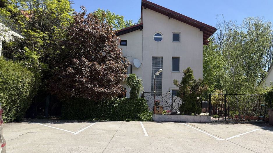 Vilă cu ieșire directă în Pădurea Băneasa – zonă Liceul Francez, Nord București - Poză 14