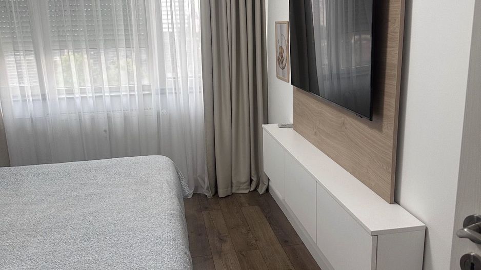 AP. 2 CAMERE - RENOVAT COMPLET, MASINA DE SPALAT VASE, METROU 3 MINUTE - Poză 5