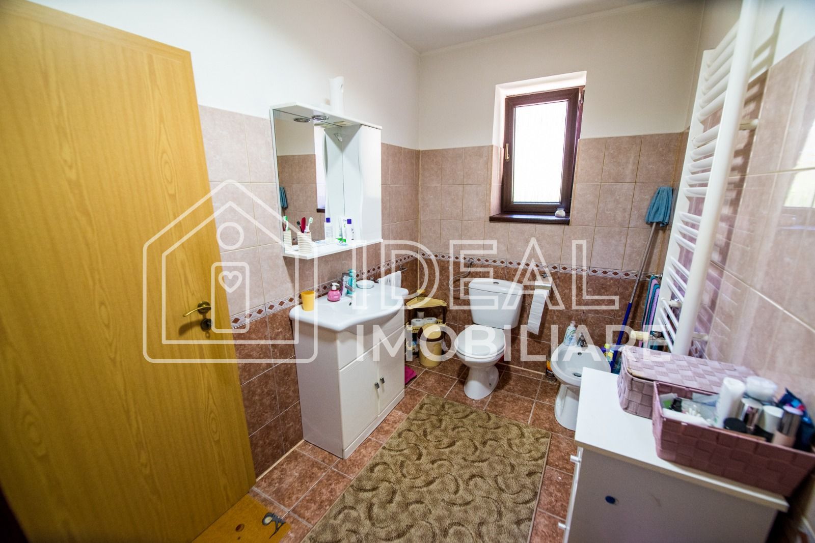 Casa Individuala cu 8 camere si 430 mp de curte, zona Calea Poplacii - Poză 13