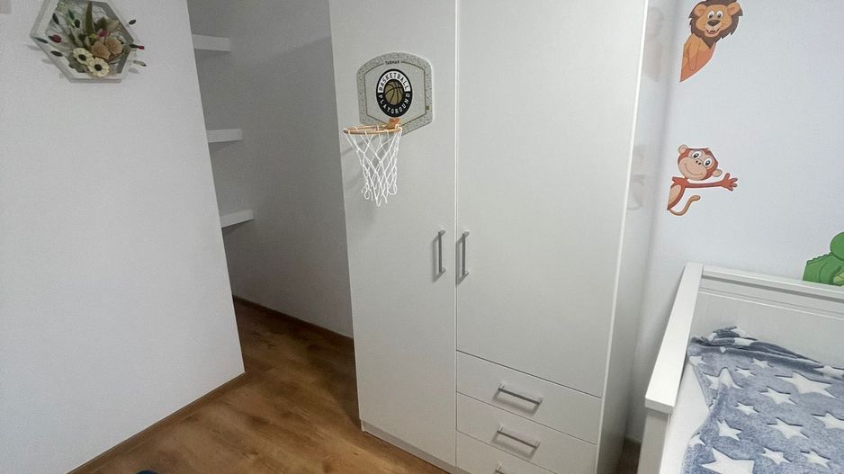 Apartament/mansardă 3 camere,Micro 17,utilat si mobilat - Poză 23