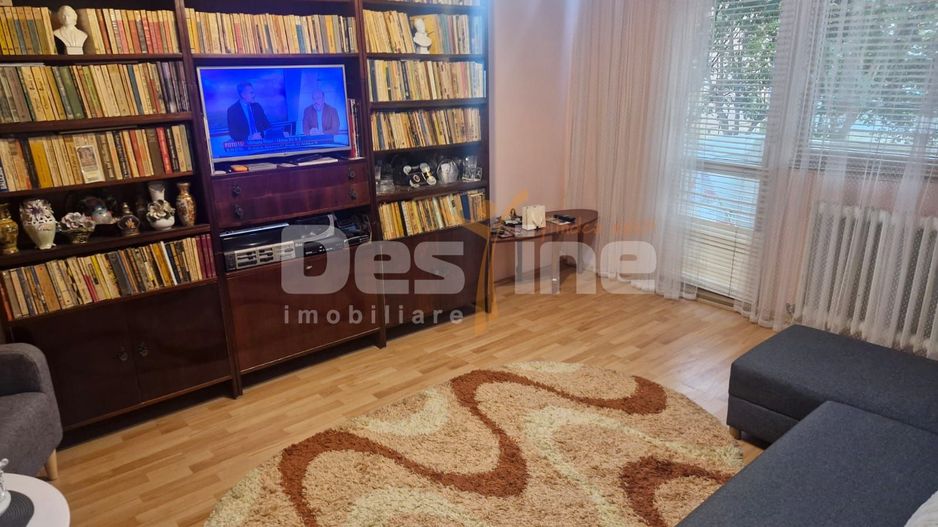 Apartament frumos  ultra central - Poză 3