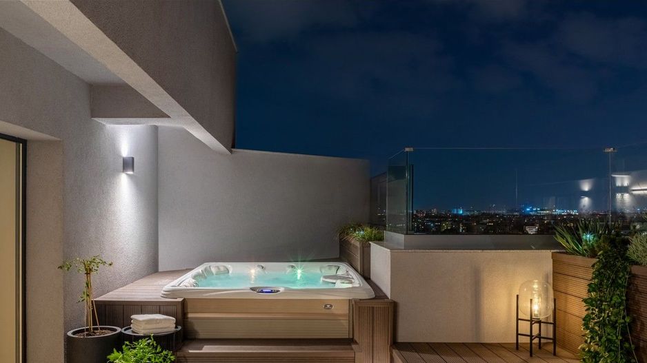 Designer penthouse lux I vedere panoramica oras I terasa jacuzii - Poză 13