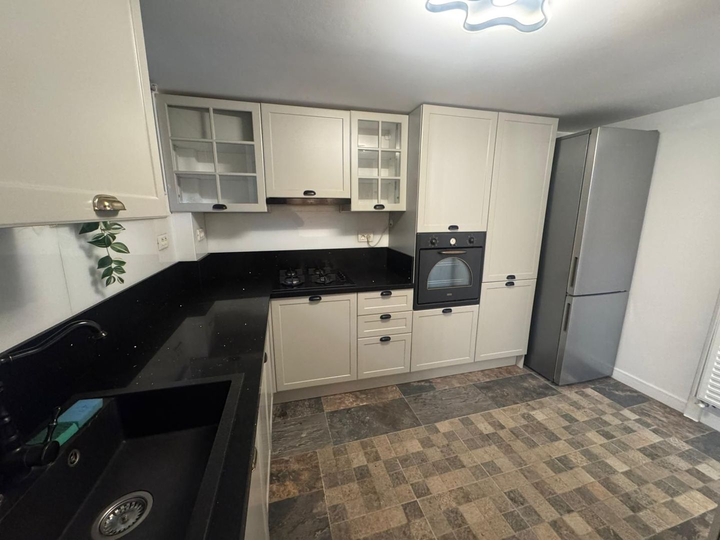 Apartament 2 camere la curte, demisol Foisorul de Foc - Poză 4