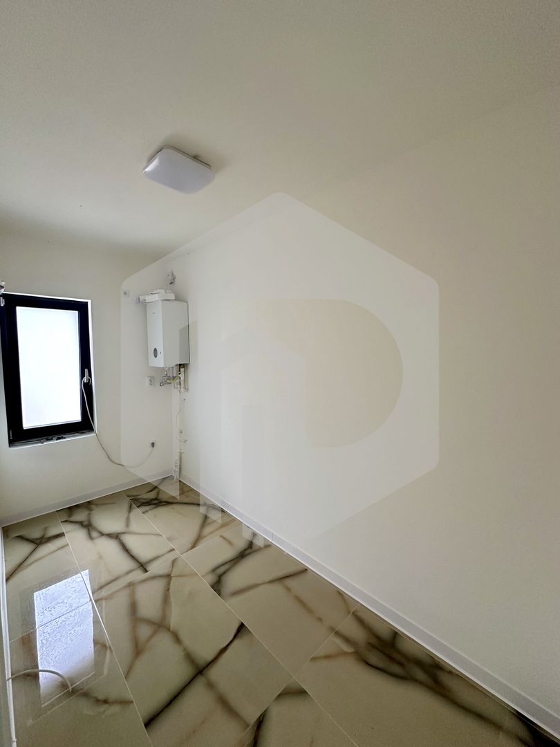 Cristian | Duplex |118mpu+ Mansarda amenajata | La Cheie| 158mp Teren - Poză 13