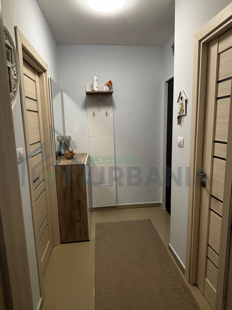 Vând apartament cu 2 camere 50 mp - Poză 1