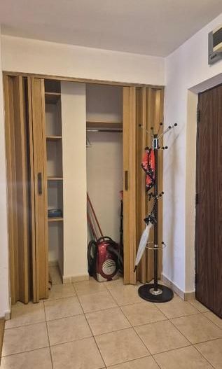 Apartament 2 camere metrou Favorit , luminos, mobilat, parcare inclusa - Poză 12