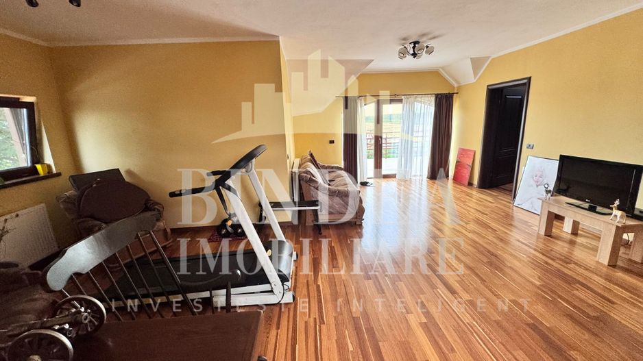 Proprietate individuala premium la intrare in Pischia - Poză 8