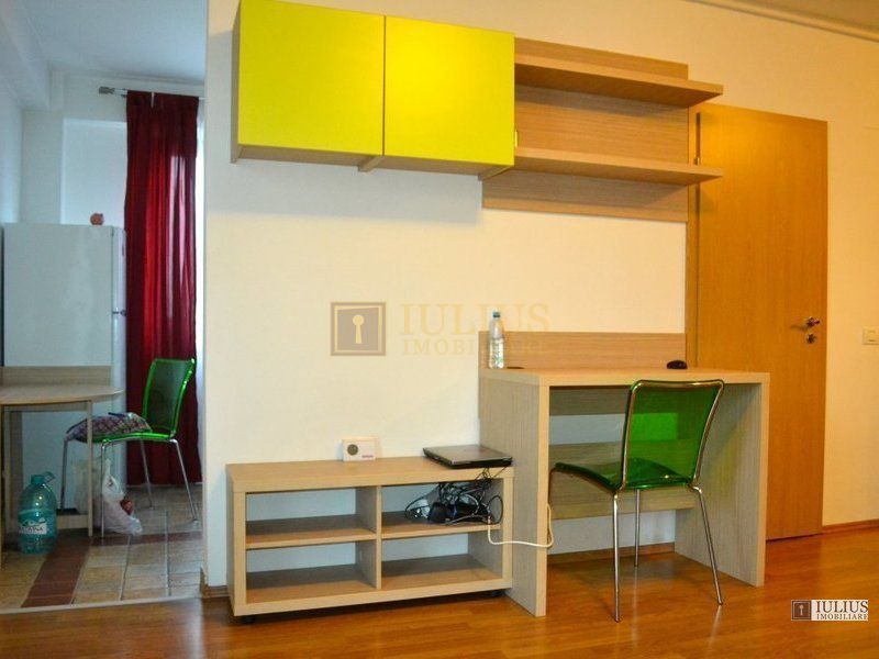 Bloc modern, apartament frumos mobilat, contract A.F.P. inclus ! - Poză 8