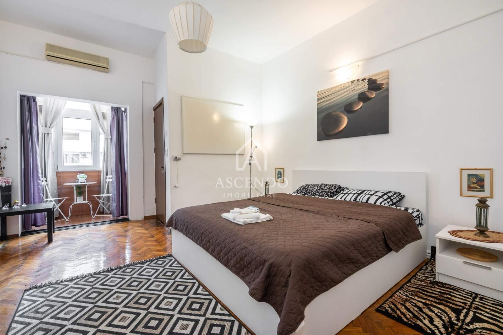 Vânzare garsonieră renovată, 32 mp, etaj 1 – Calea Victoriei - Poză 1