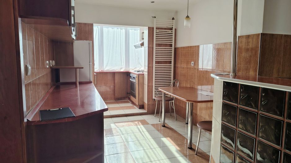 Închiriez 2 camere Str. Onestilor. Pret 300 euro. Comision 50%. - Poză 4