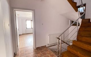 Casa - spatiu birouri, 2 corpuri de cladire - Sibiu - central - Poză 4