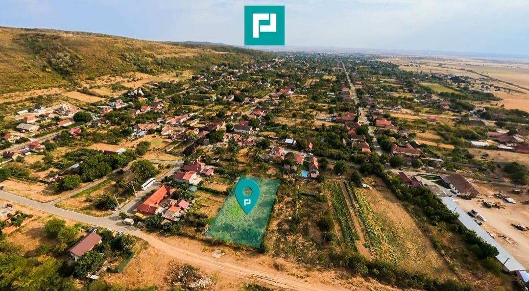 Teren intravilan 1833 mp în Cuvin - Poză 1