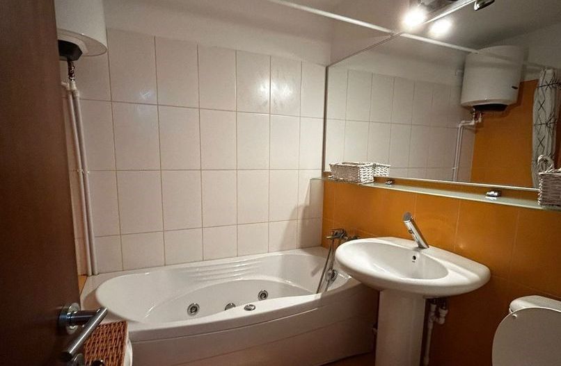 De Inchiriat Apartament 2 camere, metrou Piața Muncii - Poză 11