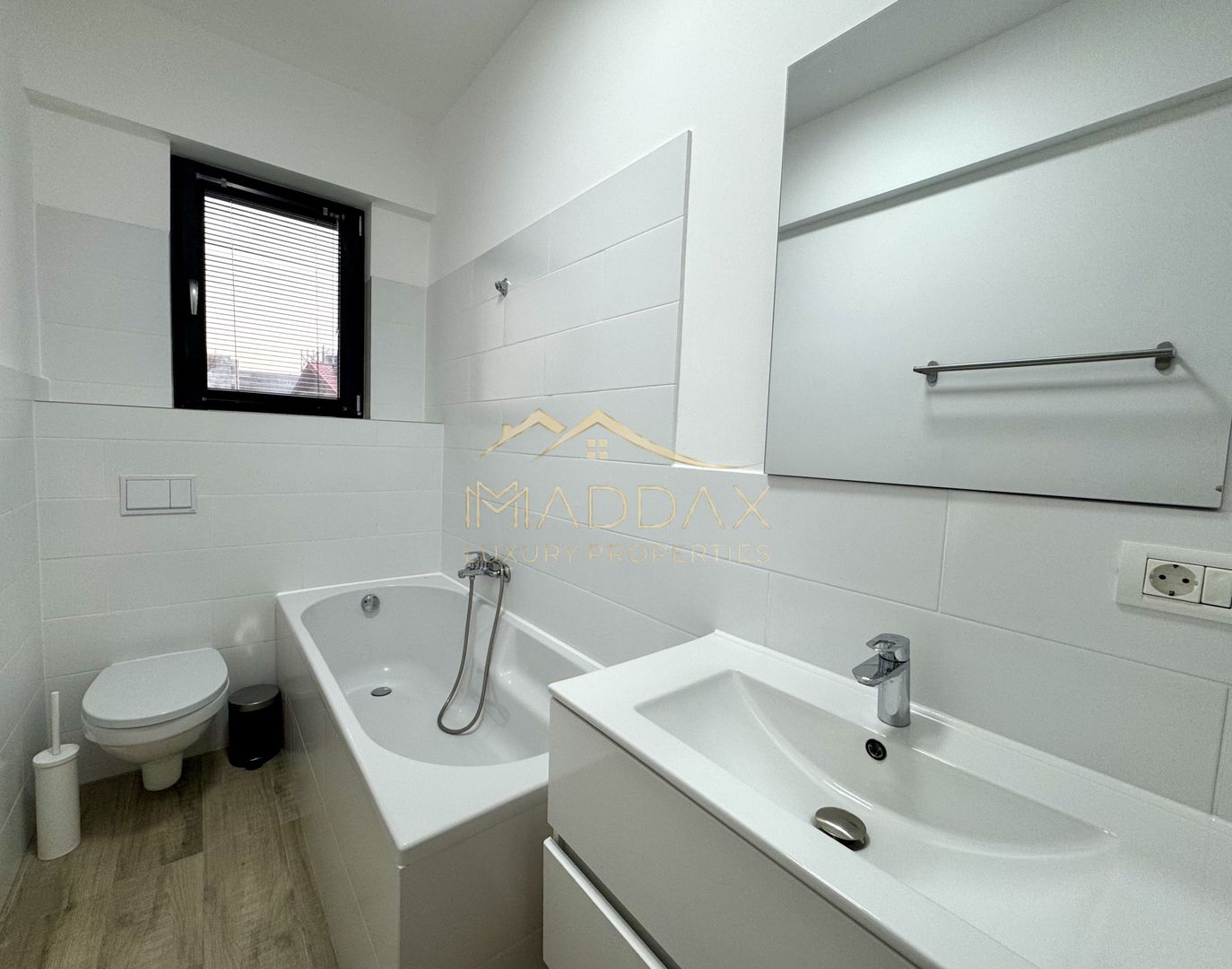 Apartament cu 3 camere *prima inchirere* // zona Herastrau - Poză 33