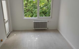 Apartament 3 camere complet renovat situat langa Parcul Drumul Taberei - Poză 2