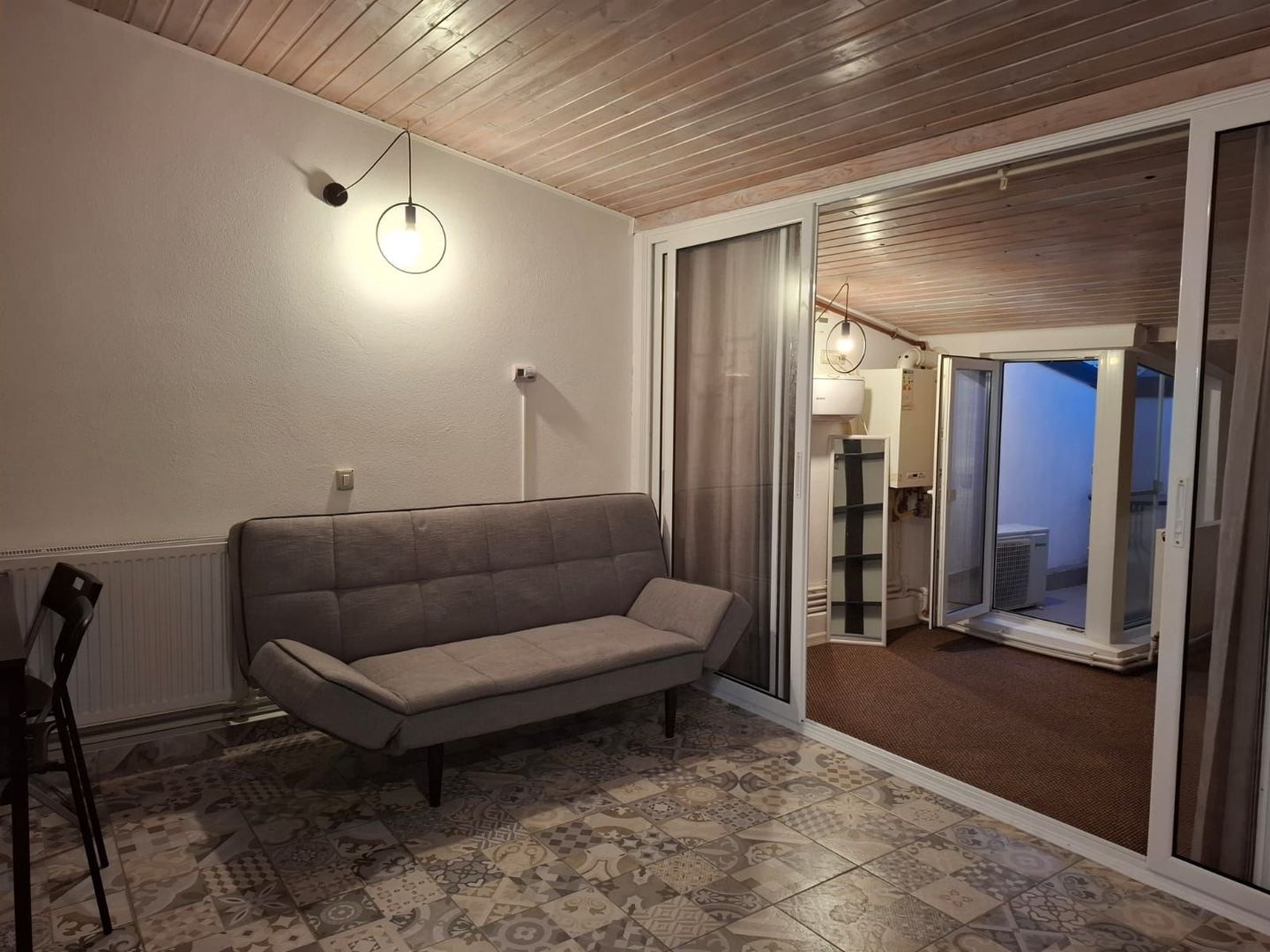 URGENT!,  VILA CONSOLIDATA, mobilat si utilat modern, liber - Poză 4