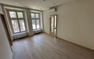 Spatii de birouri Ultracentral suprafață  de 34 mp - Poză 1