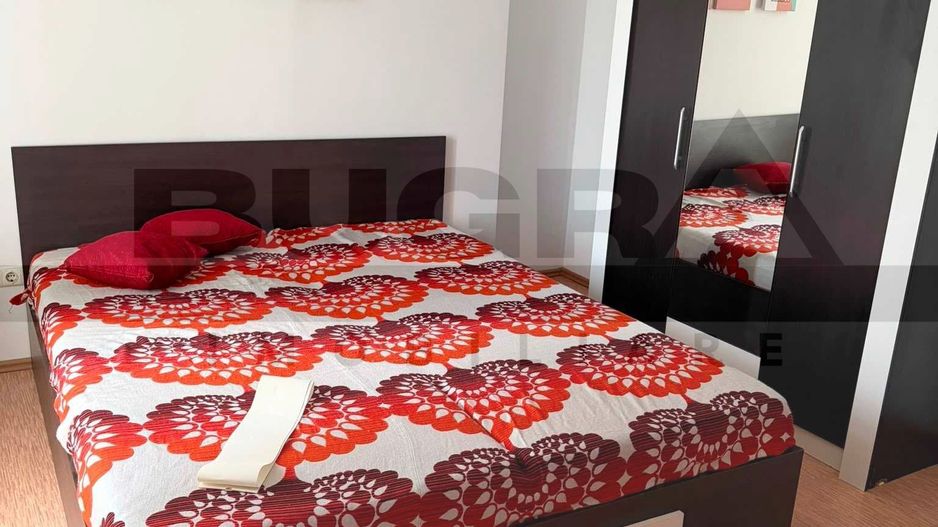 Apartament 3 camere, 2 bai, 96mp, loc de parcare, zona Campului - Poză 1