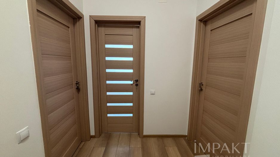 Oferim spre închiriere apartament cu 3 camere,  75mp,  zona centrala - Poză 11
