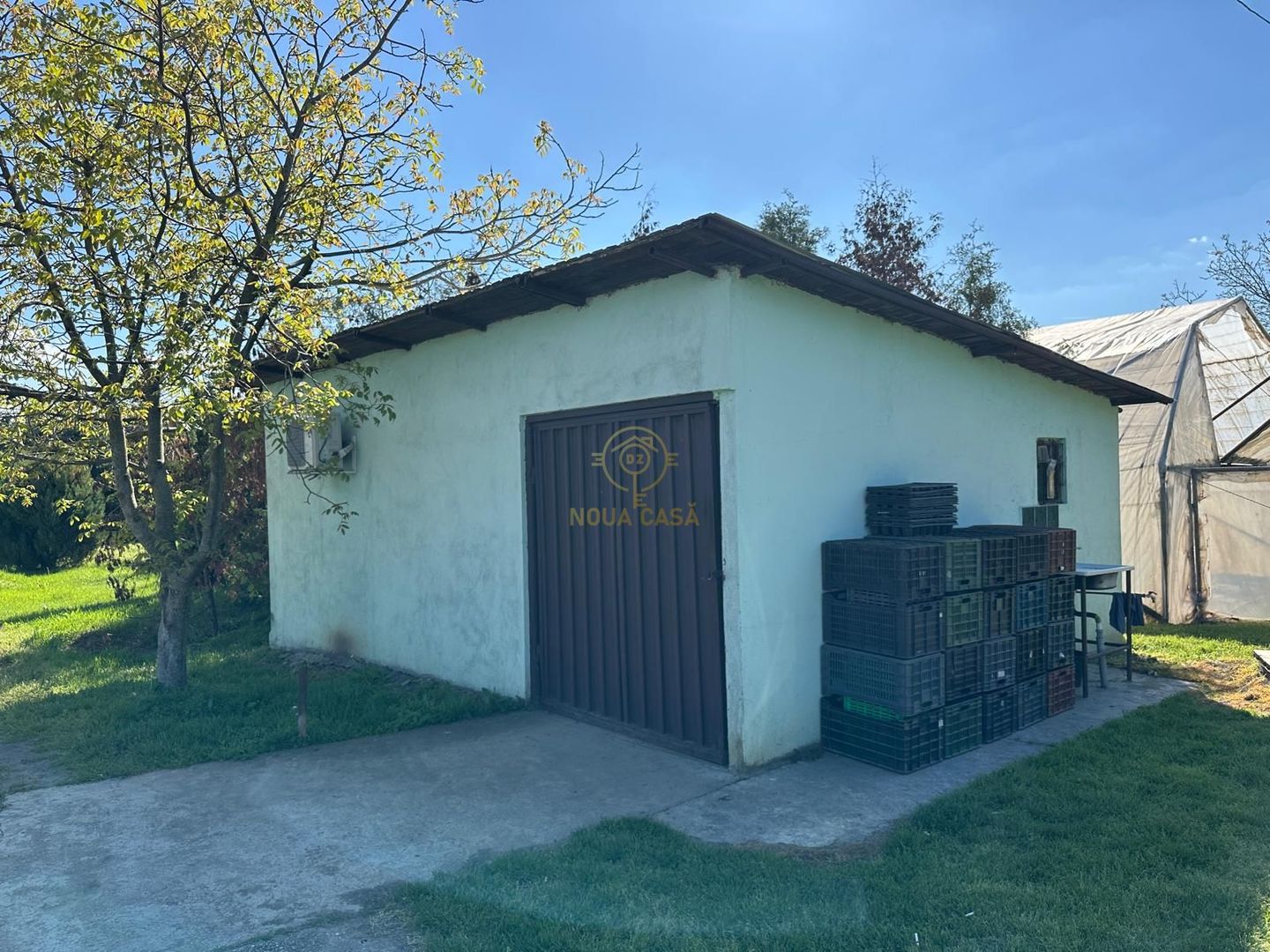 De vanzare Teren 20000MP cu sere/solarii și plantații - Poză 9