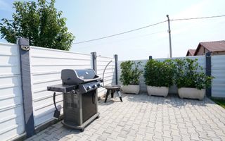 Casa la cheie la intrare in Santandrei - Poză 12