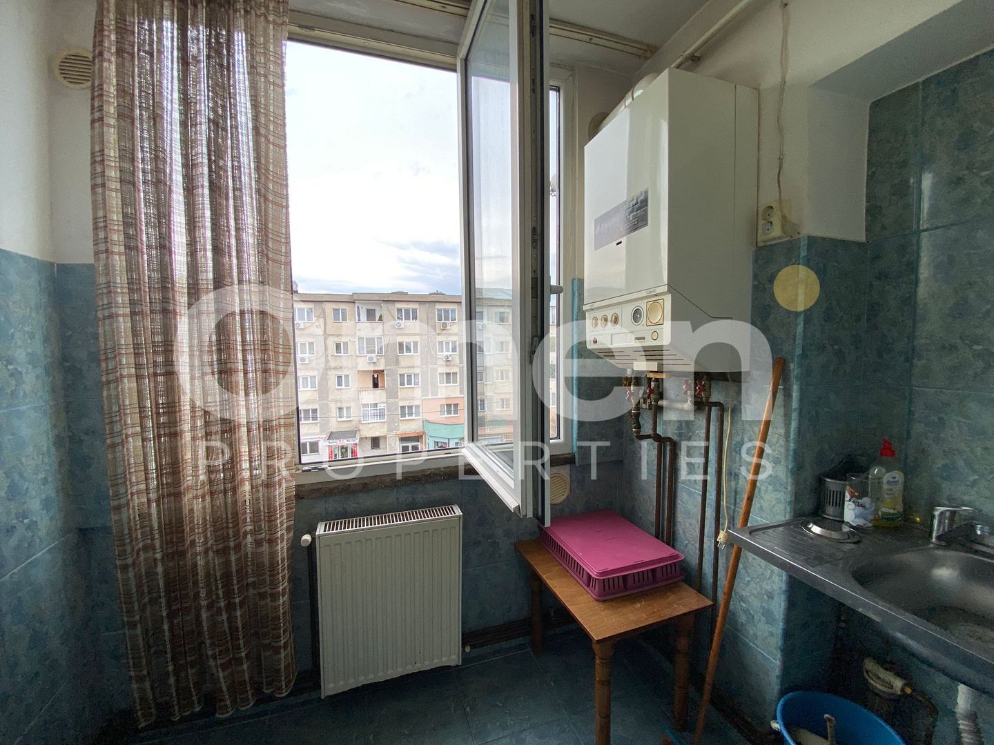 Apartament cu 3 camere, decomandat, etaj intermediar, zona Farmacia Somesan - Poză 7