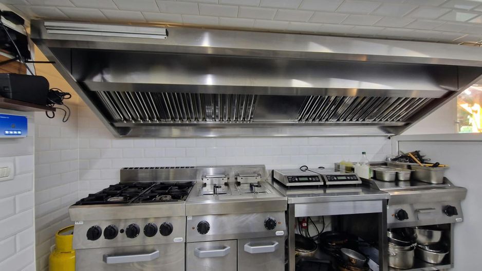 Afacere la cheie pe Strandul Neptun: restaurant, terasa, sala de evenimente - Poză 16