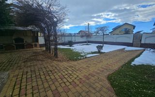 Vilă spațioasă Strejnicu S+P+1E+M, 8 camere, garaj, teren 595 mp - Poză 6