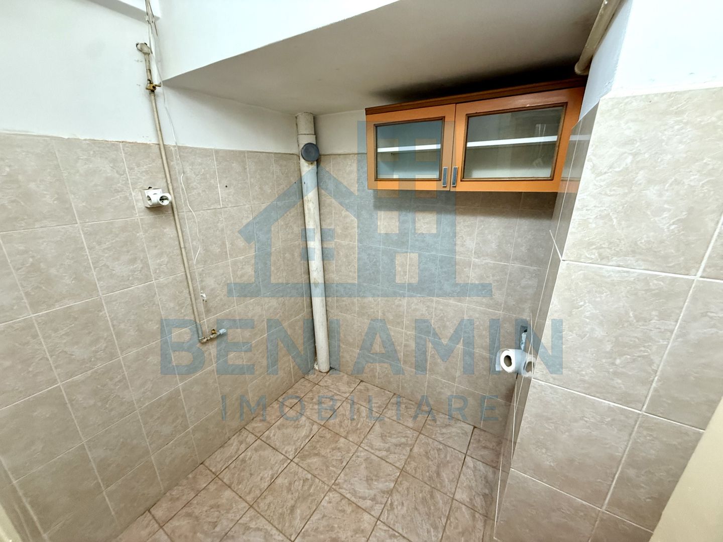 2 camere - etaj 1 - investitie - zona excelenta - Cinema Patria - Poză 5