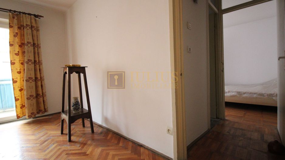 3camere, ideal pentru cei ce doresc sa renoveze de la zero un apartament. - Poză 7