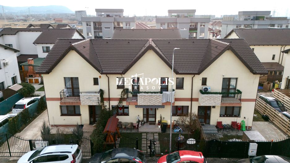 Triplex 4 camere | Utilități | Credit | Sânpetru - Poză 2