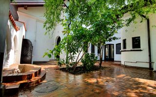 CASĂ DE ÎNCHIRIAT PRETABILĂ REȘEDINȚĂ | ZONA GRĂDINA ICOANEI | - Poză 2