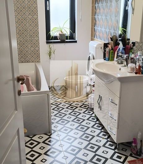 Casă înșiruită, 3 cam, 2 bai 80mp | Zona Cora Dumbrăvița | - Poză 6