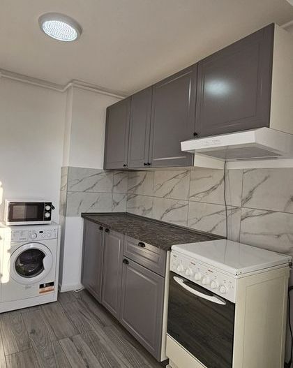 Garsonieră spațioasă cu vedere panoramică, 2 balcoane - Poză 8