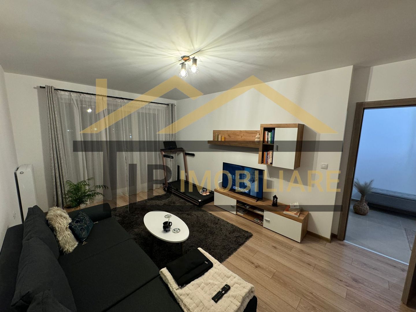 Apartament de 2 camere, 62mp, decomadat, parcare, Zona Maurer - Poză 1