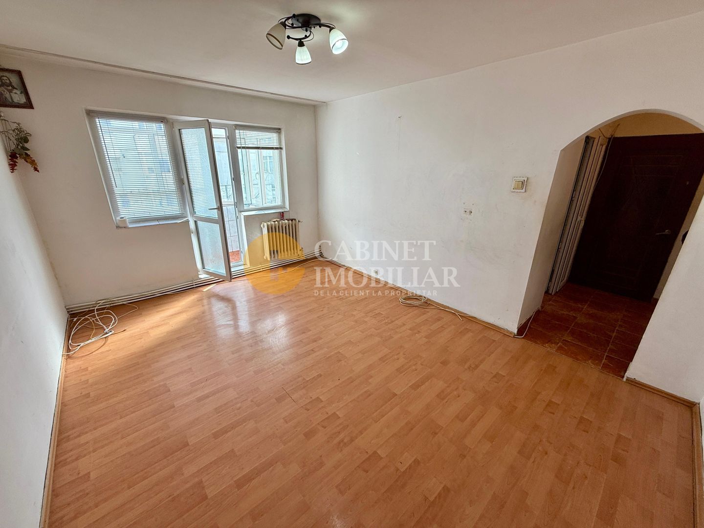 Alexandru/Zimbru - Etaj Intermediar - Apartament cu 3 camere - Poză 2