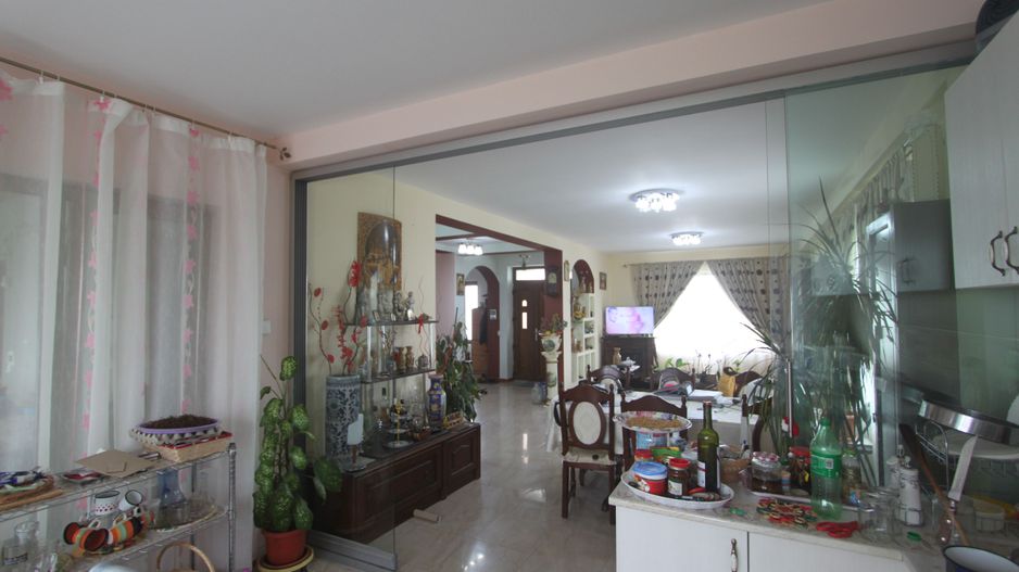 Vila - BEREGSAUL MARE - Poză 2