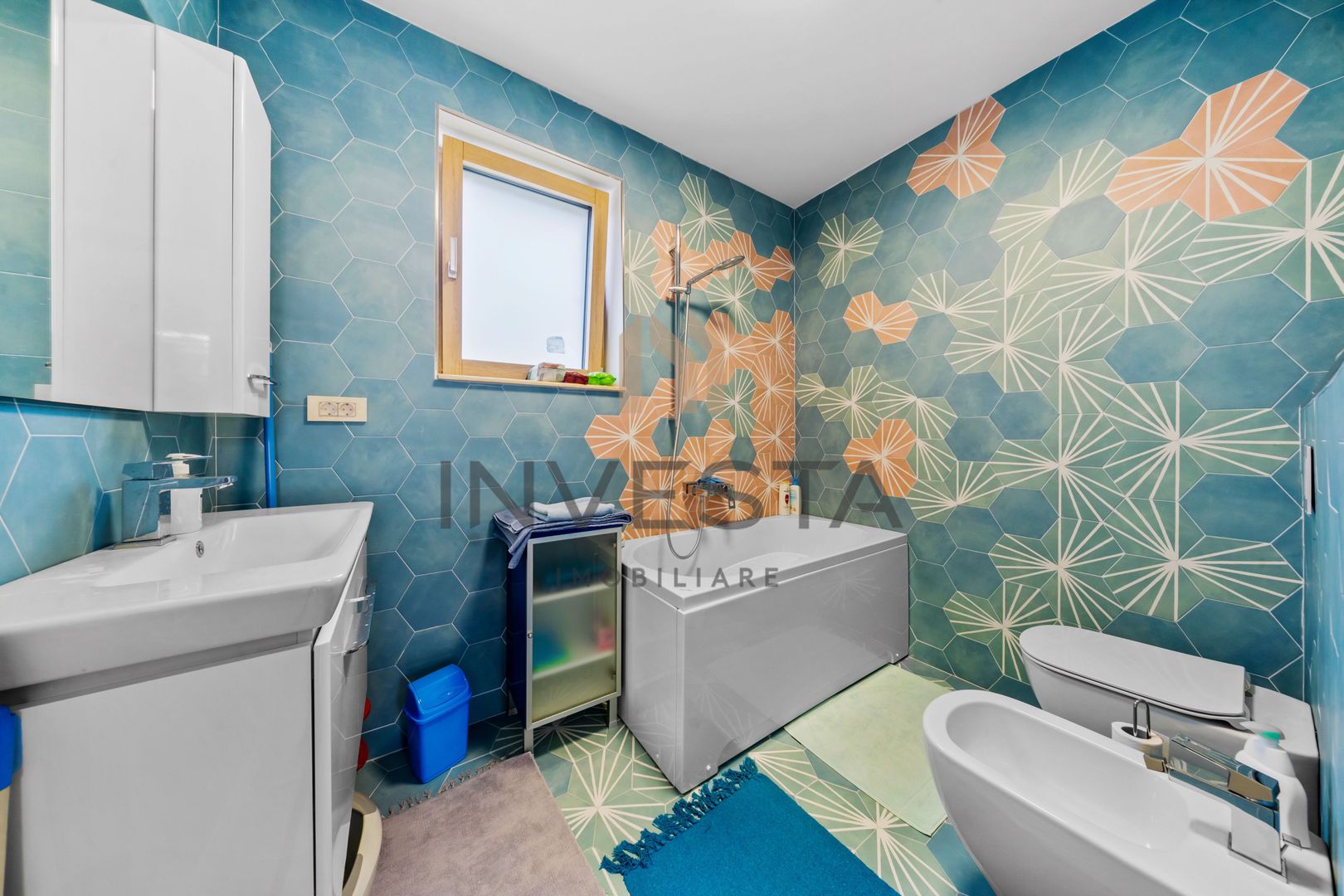 Vila exclusivista cu design elegant si eficienta energetica, Faget - Poză 11