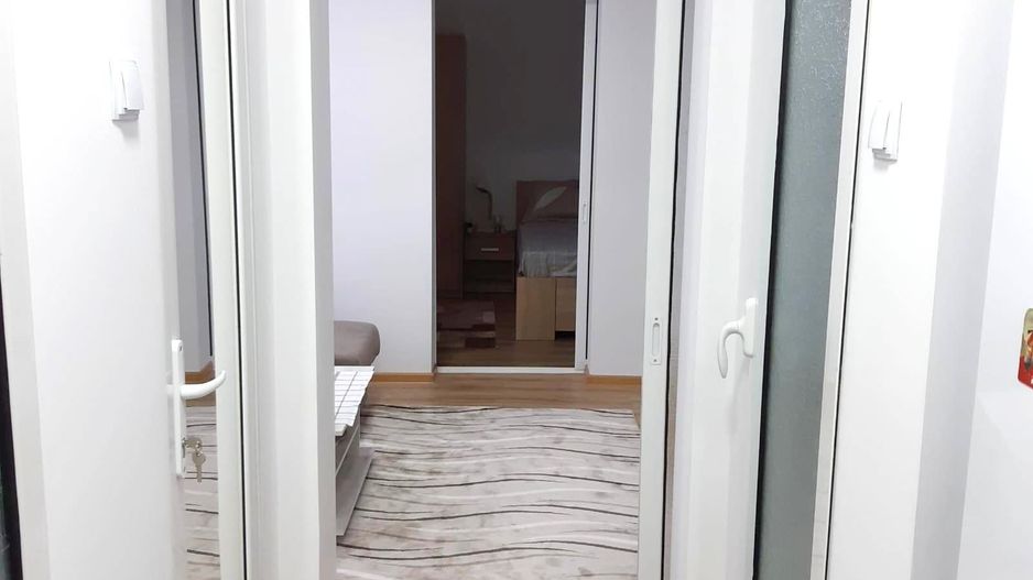 De inchiriat apartament cu 2 camere Micro 19, etaj 1, 350 euro - Poză 6