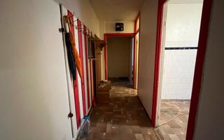 Etaj 1, 3 camere, spatios, 2 băi, centrală proprie – zonă excelentă - Poză 15