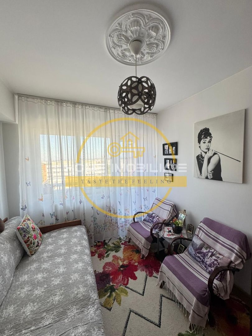 Apartament cu 3 camere/ 70mp/ zona Podu Ros - Poză 1