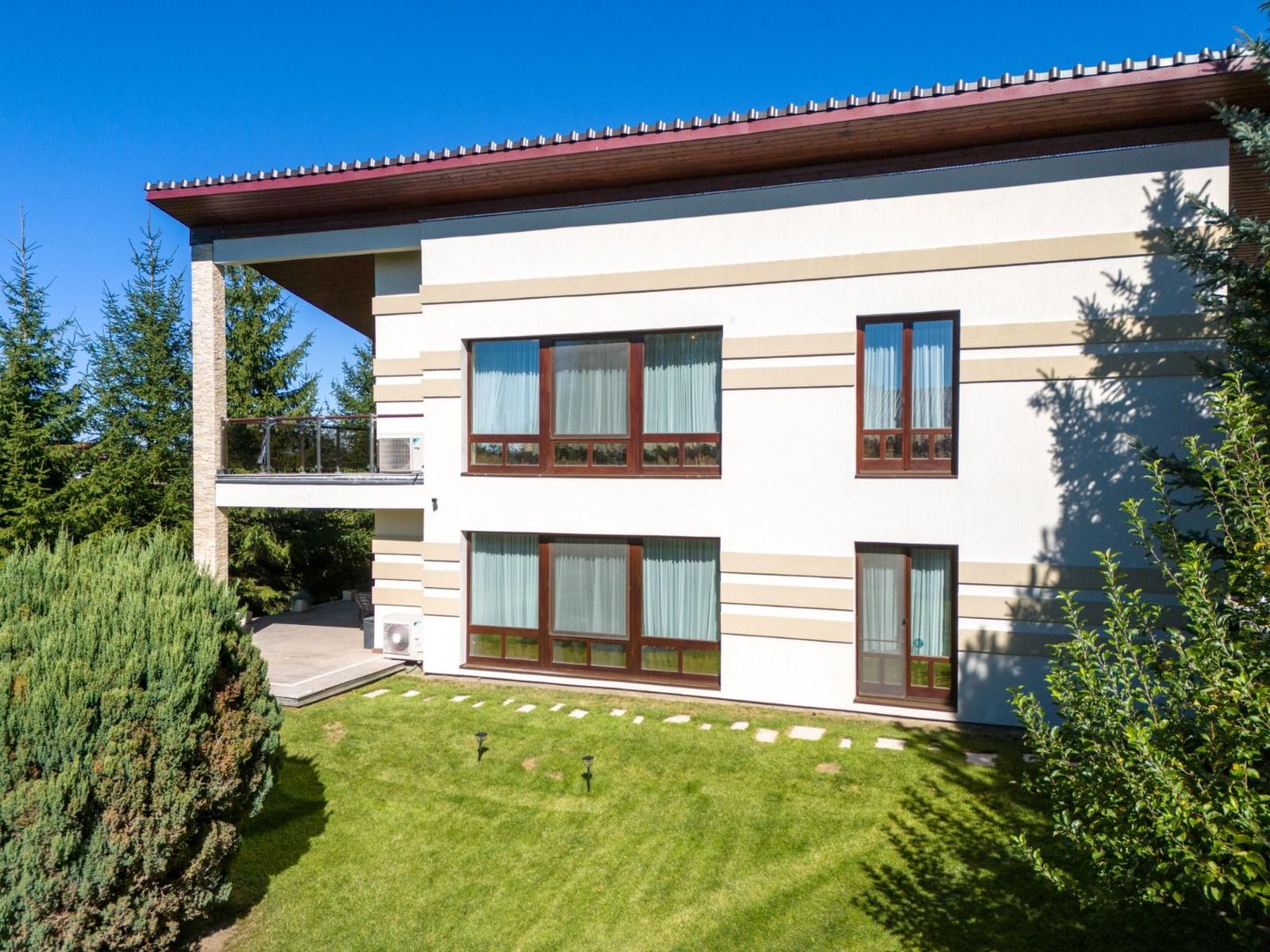 Casă deosebită de vânzare în Sânpetru | Teren 1400 mp - Poză 37